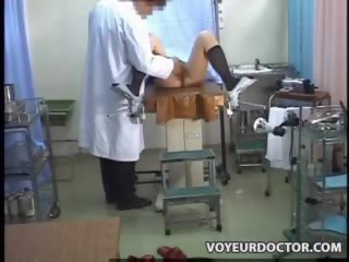 Unwanted cực khoái trong khi gnecological kiểm tra 3