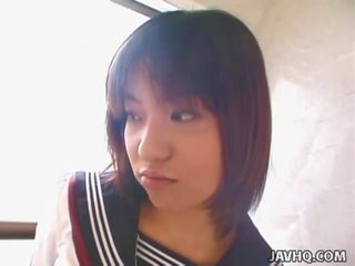 Teenaged ýapon talyp gives her first cocksuck