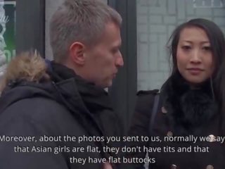 Curvy göt and big süýji emjekler aziýaly teenager sharon lee open us discover wýetnamly sodomy